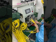 Taglio automatico della treccia del cavo di toppa della macchina di spogliatura del cavo a fibre ottiche P6802