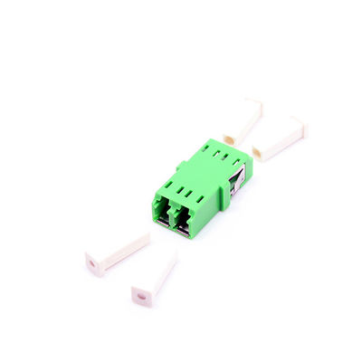 Adattatore duplex di SM/MM/OM3/OM4 Lc APC, adattatore del cavo a fibre ottiche con l'otturatore interno